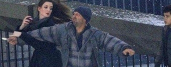 Catwoman ense�a las u�as