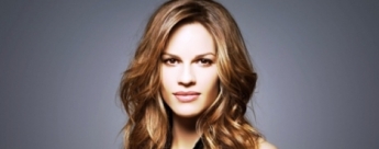 Dos nuevos papeles para Hilary Swank