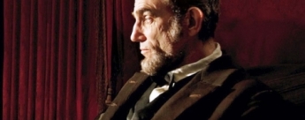 Daniel Day-Lewis como Lincoln