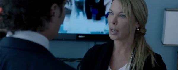 Tr�iler de 'A Dark Truth'