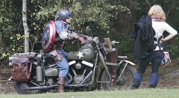 Imagen de Primeras fotos 'reales' del traje de Capit�n Am�rica