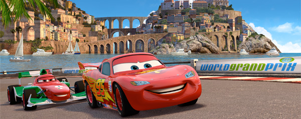 Los coches de Pixar siguen la carrera