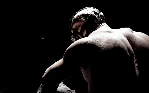 Imagen de Primera imagen: El Caballero Oscuro - Tom Hardy como Bane