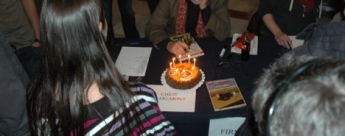 Chris Claremont celebró su cumpleaños en Sevilla