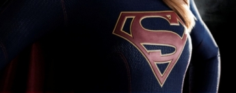 Melissa Benoist nos muestra su traje completo de Supergirl