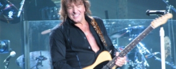 Bon Jovi regraba su single para adaptar el solo de guitarra a los deseos de sus fans