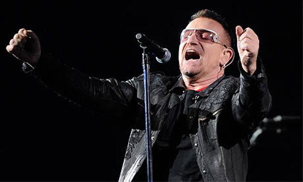 Imagen de Bono se siente fuerte y en plena forma, Edge bromea con buscar sustituto