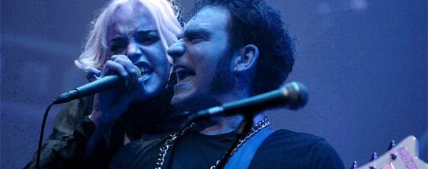 Vinila von Bismark & The Lucky Dados 'arreglan' el rockabilly