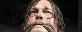 The Walking Dead sitia a un vecindario para su rodaje, Daryl amordazado