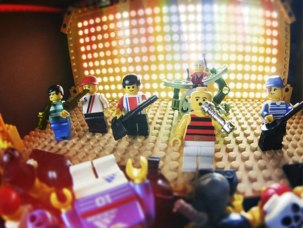 Imagen de Lego Rock Band... t tambin?